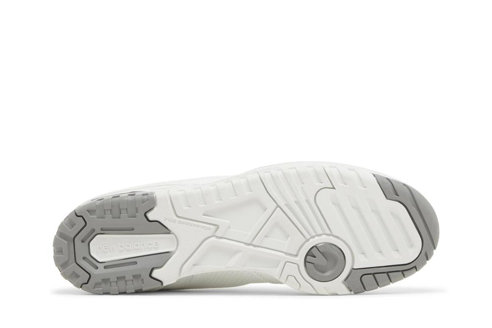 550 'White Shadow Grey'