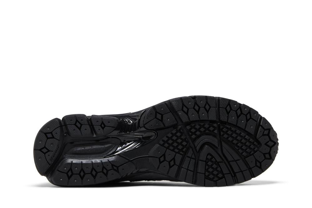 JJJJound x 2002R GORE-TEX 'Charcoal'