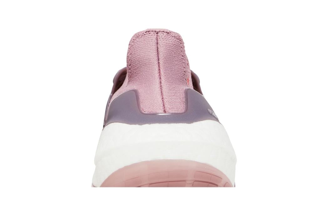 Wmns UltraBoost 22 'Magic Mauve'