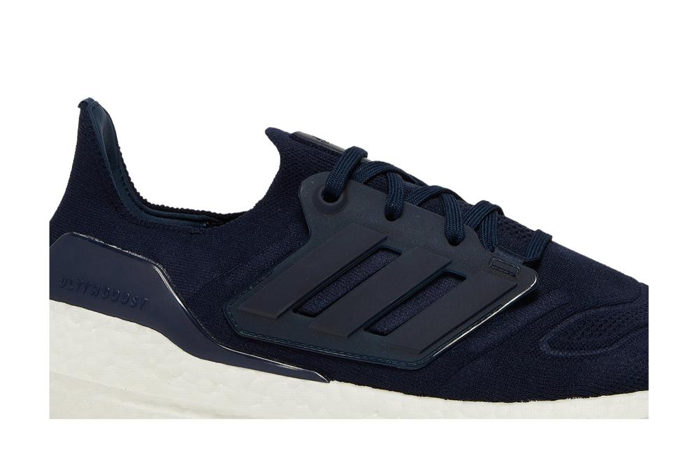 UltraBoost 22 'Collegiate Navy'