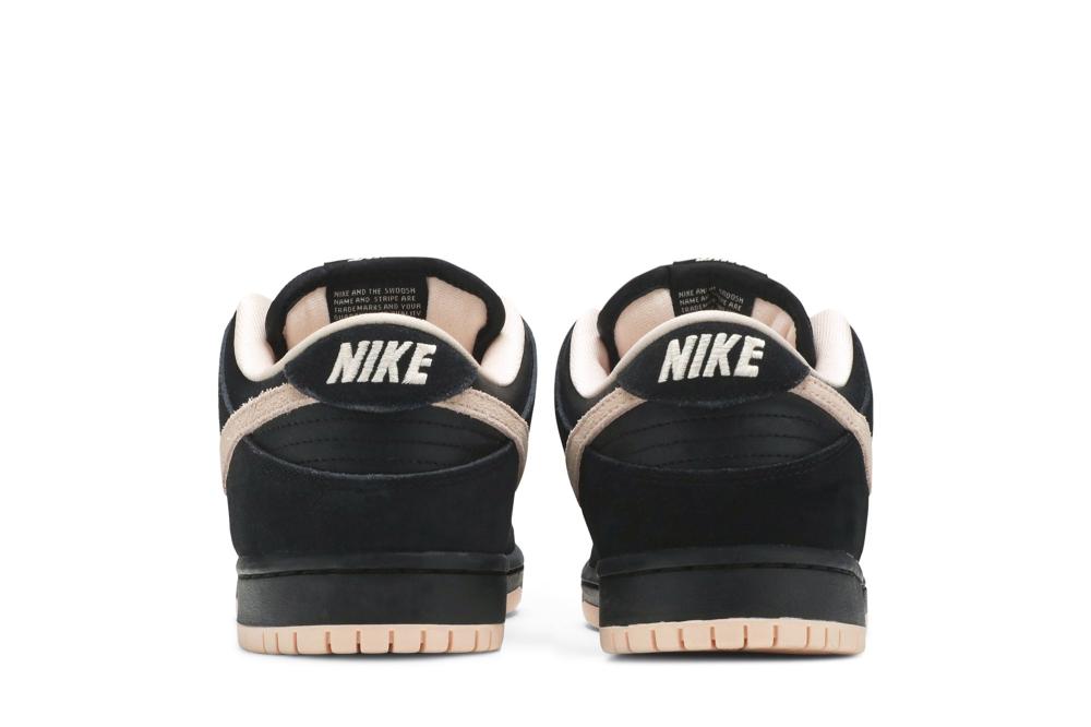 Dunk Low SB 'Black Coral'