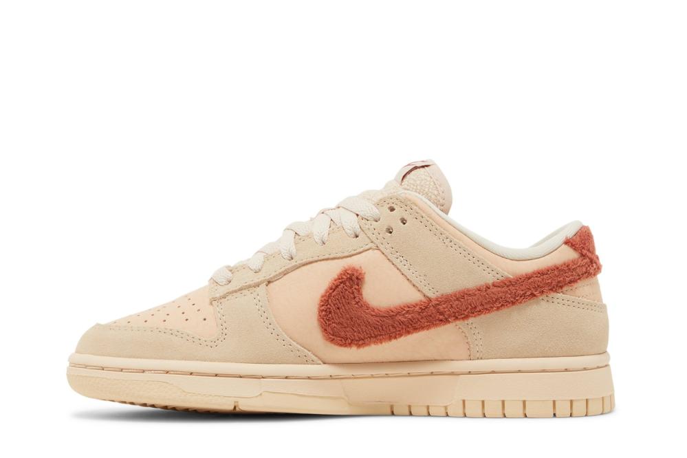 Wmns Dunk Low 'Terry Swoosh'