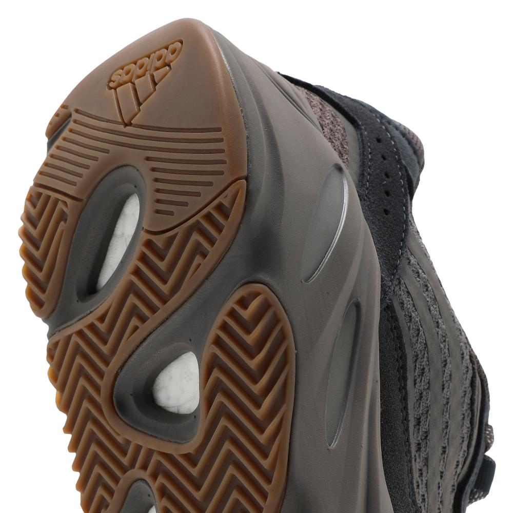 Yeezy Boost 700 V2 'Mauve'