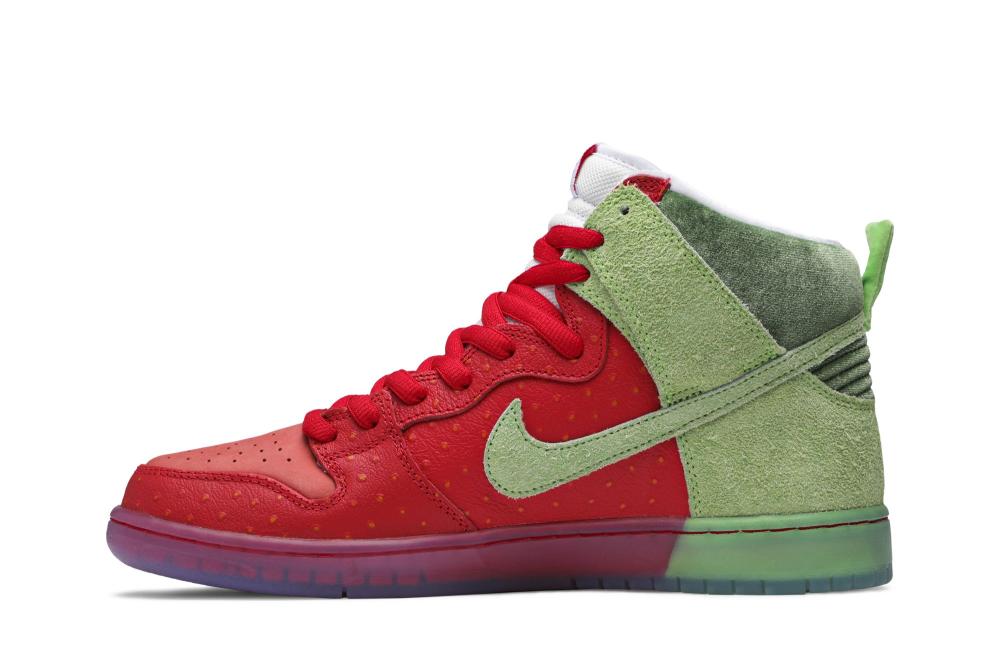 Dunk High SB 'Strawberry Cough'