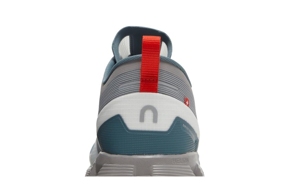 Cloud X Shift 'Alloy Red'