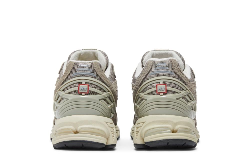 1906R 'Beige Cream'