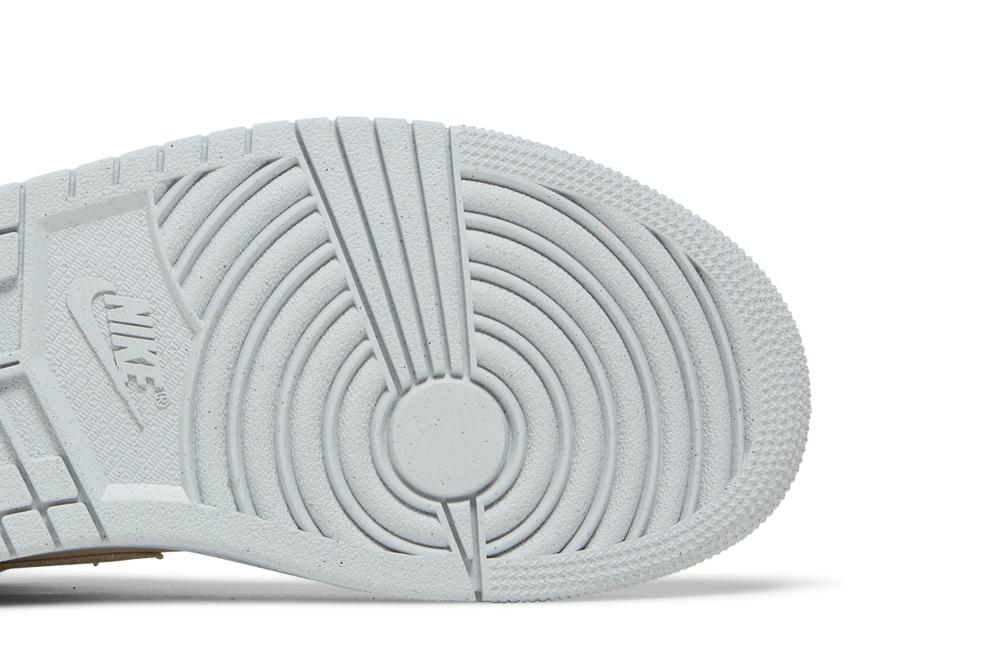 Wmns Air Jordan 1 Mid SE 'Sanddrift'