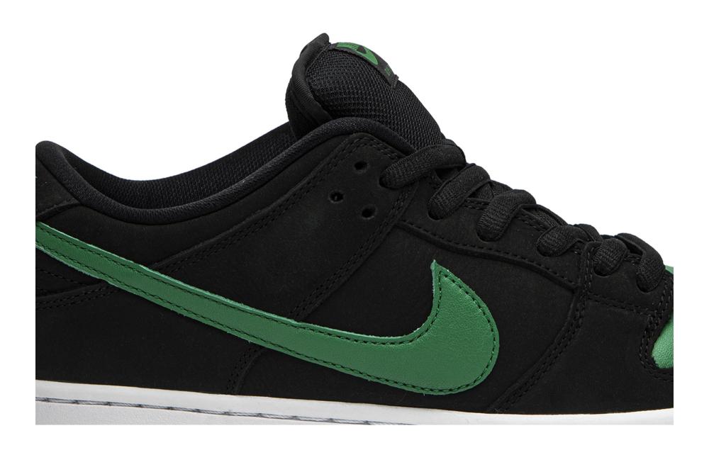 Dunk Low Pro SB 'Black Pine'