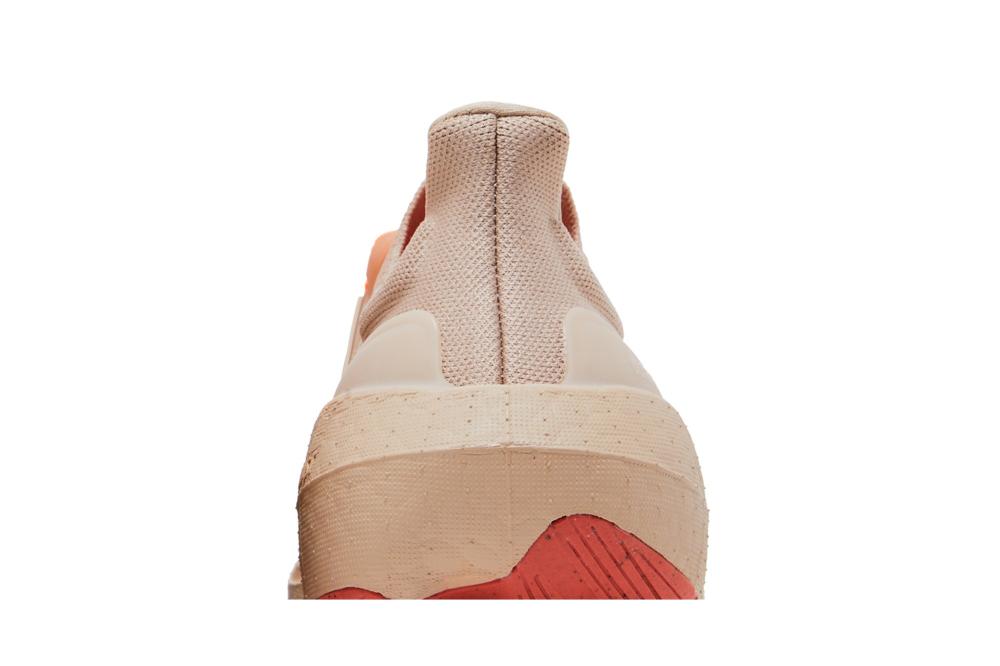 UltraBoost Light 'Wonder Taupe'