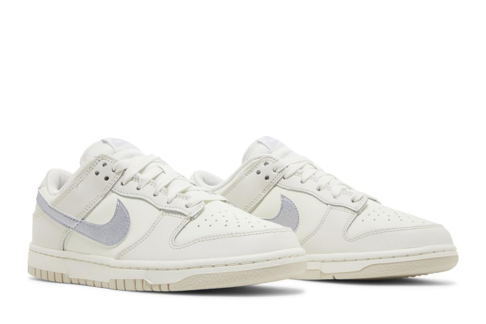 Wmns Dunk Low 'Sail Oxygen Purple'