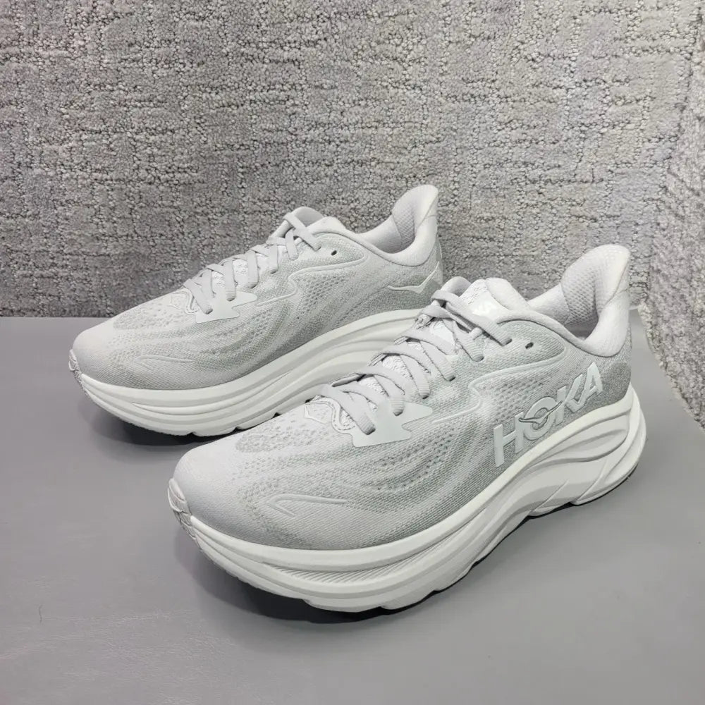 Bondi Running Shoes