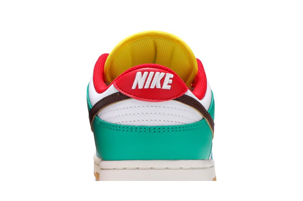Dunk Low SE 'Free.99 - White'