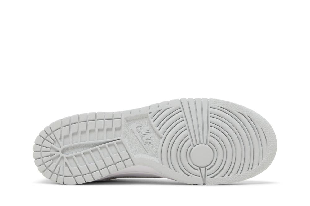 Dunk Low GS 'Pure Platinum'