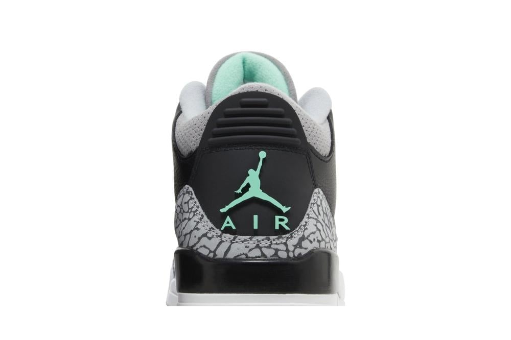 Air Jordan 3 Retro 'Green Glow'