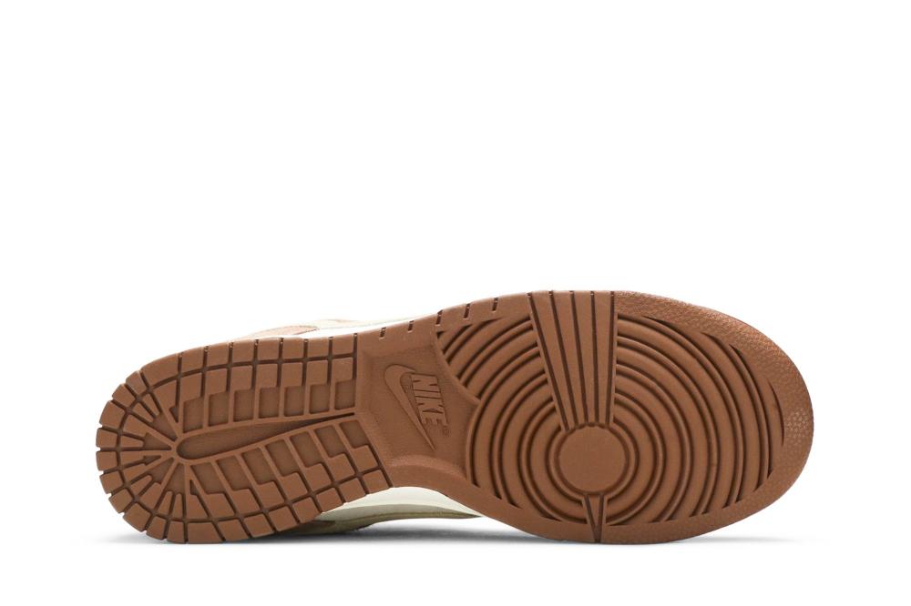 Dunk Low Premium 'Medium Curry'