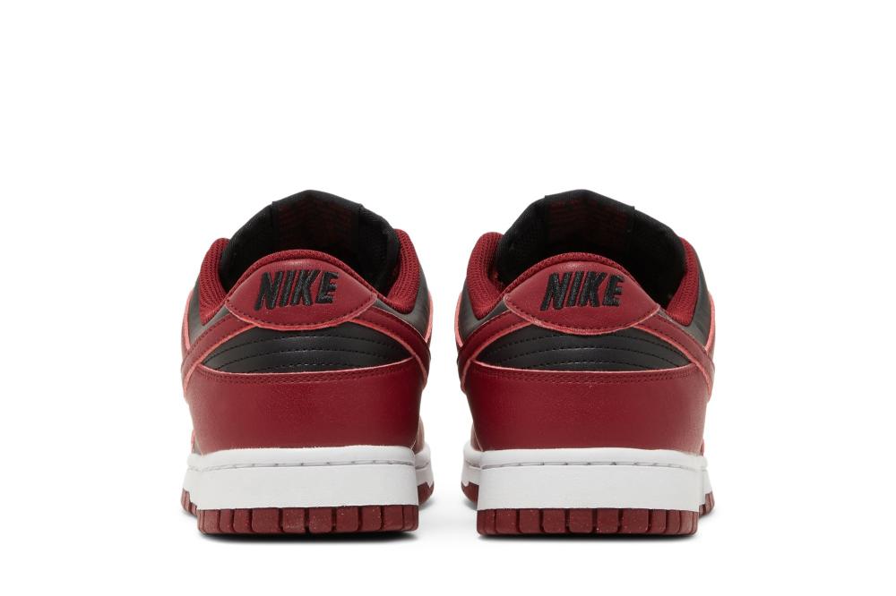 Wmns Dunk Low Next Nature 'Team Red Black'