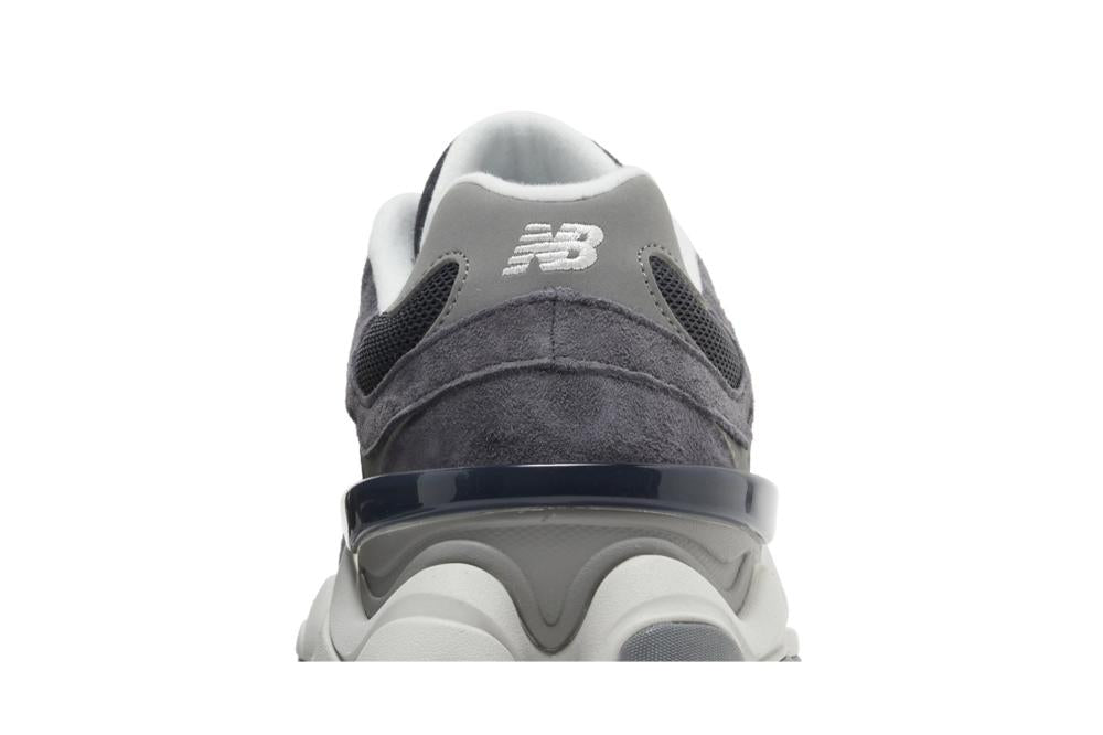 9060 'Dark Grey'