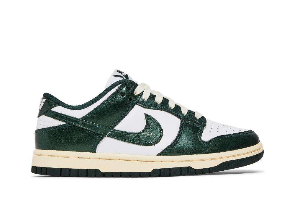Wmns Dunk Low 'Vintage Green'