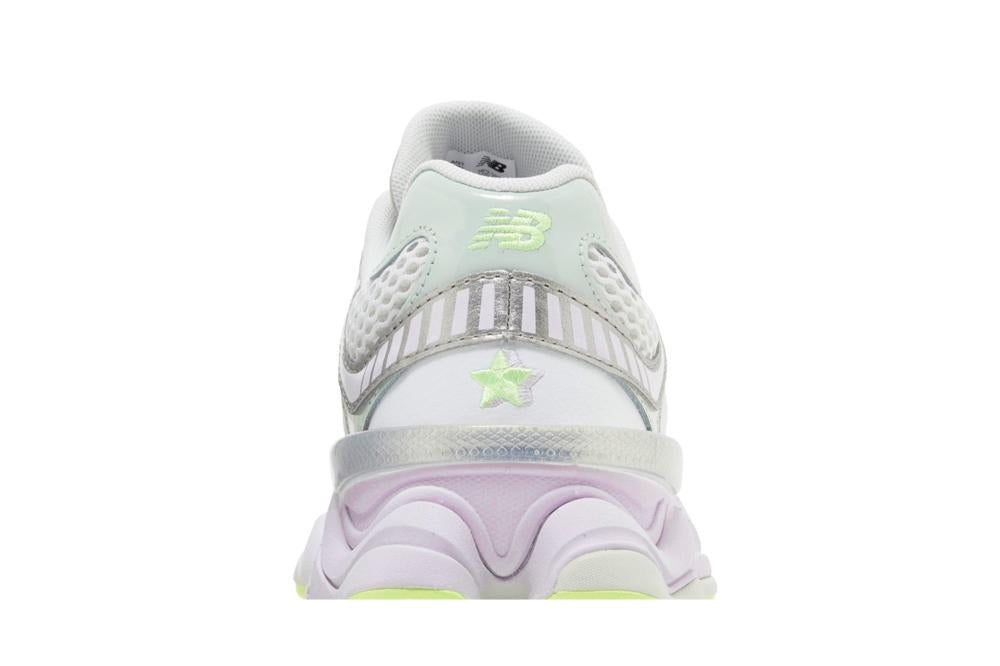9060 'White Taro'