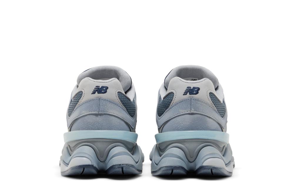 9060 'Moon Daze'