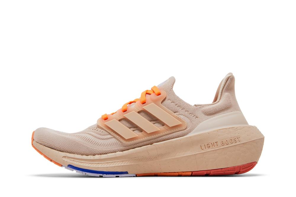 UltraBoost Light 'Wonder Taupe'