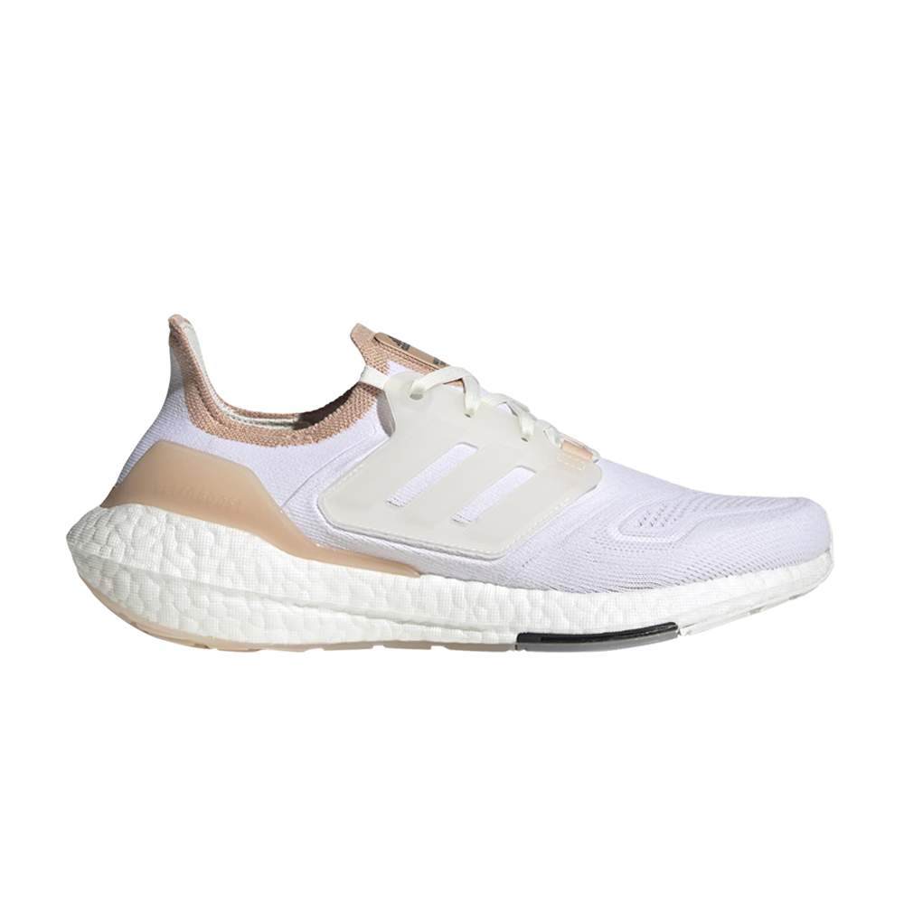 UltraBoost 22 'White Halo Blush'