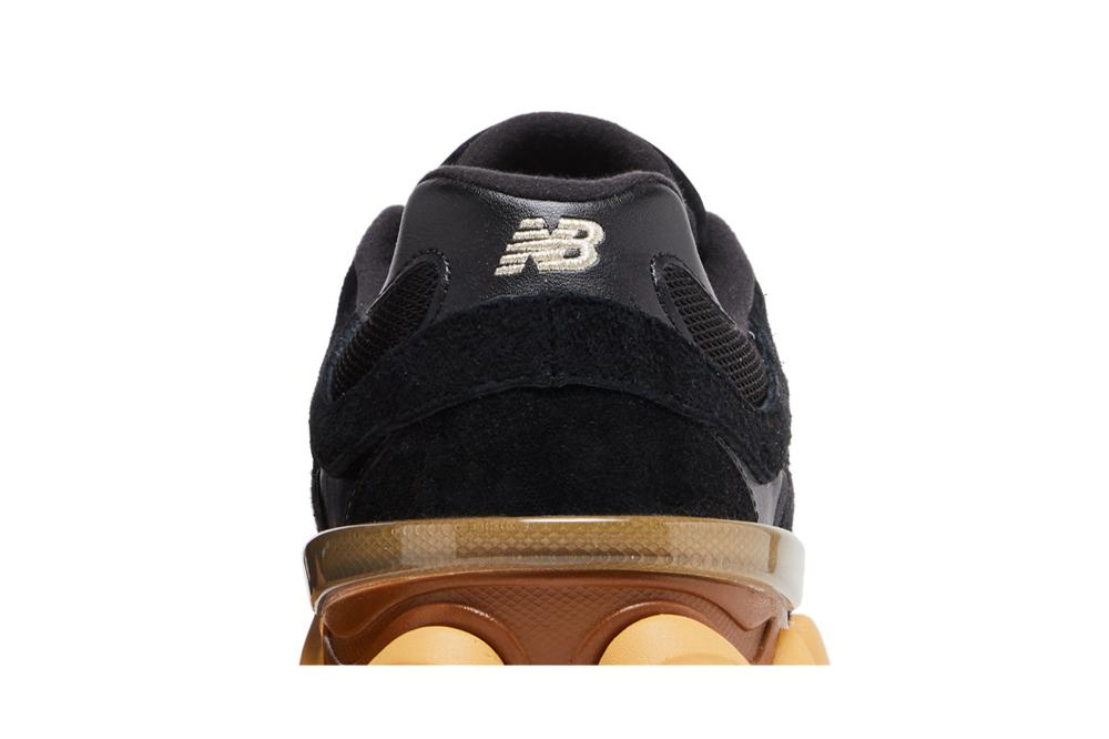 9060 'Black Royal Gum'