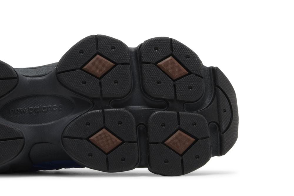 9060 'Dark Royal Brown'