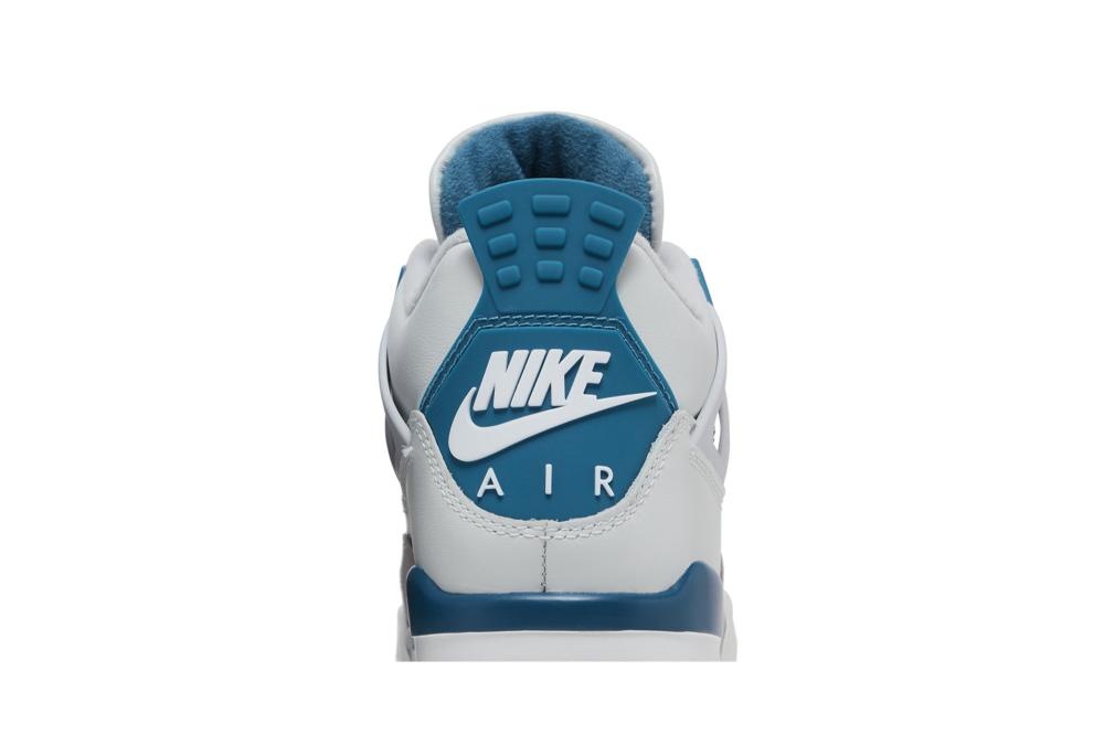 Air Jordan 4 Retro 'Military Blue' 2024