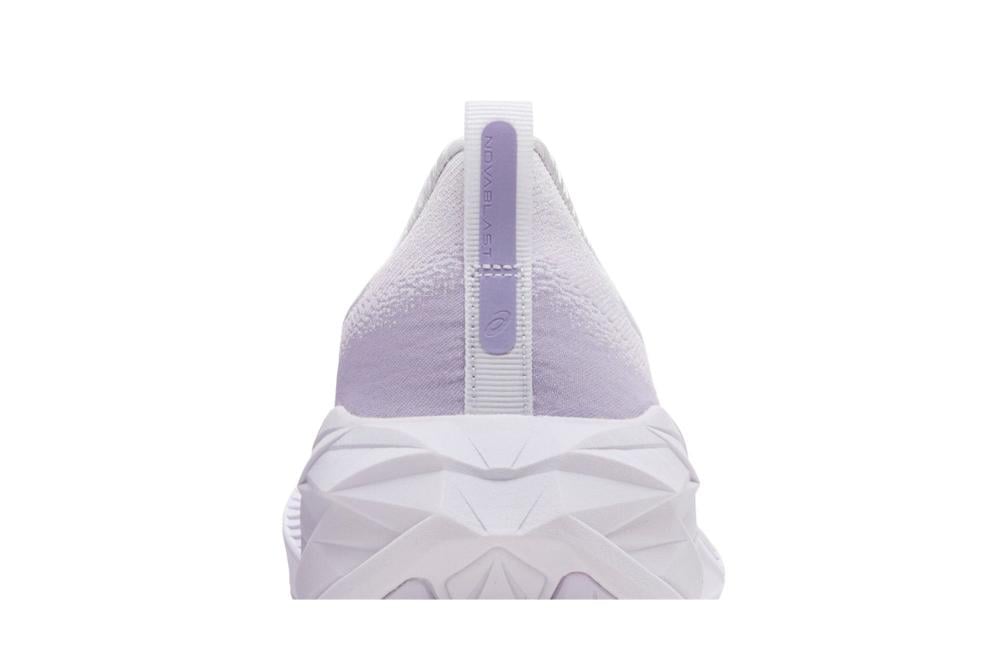 Wmns Novablast 4 'Lilac Hint'