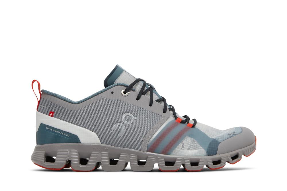 Cloud X Shift 'Alloy Red'