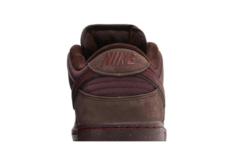 Dunk Low Premium SB 'City of Love Collection - Burgundy Crush'