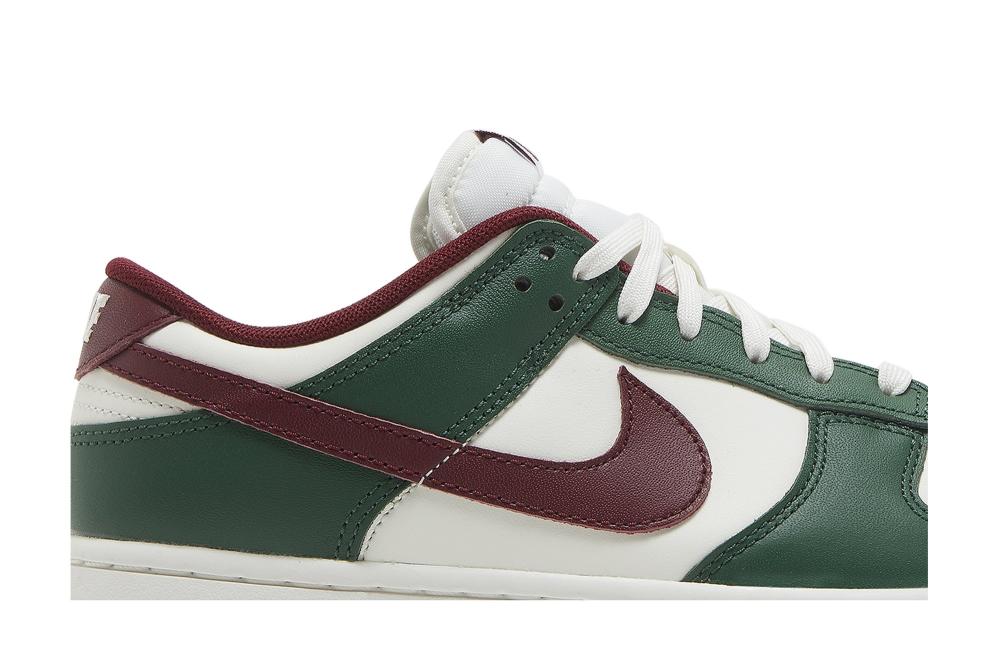 Dunk Low 'Gorge Green Team Red'