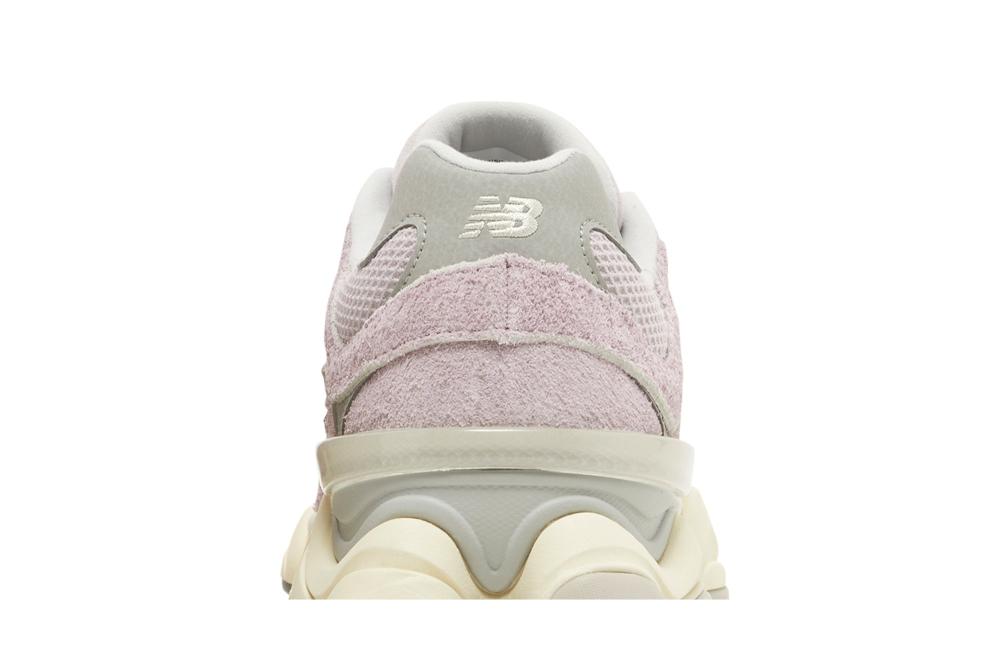 9060 'December Sky'