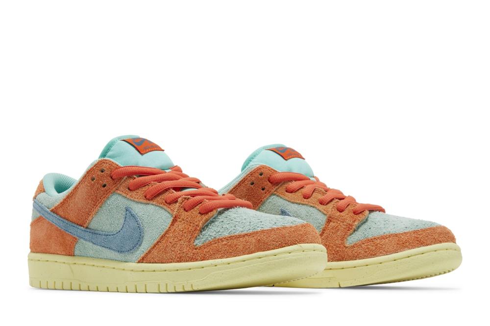 Dunk Low SB 'Orange Emerald Rise'