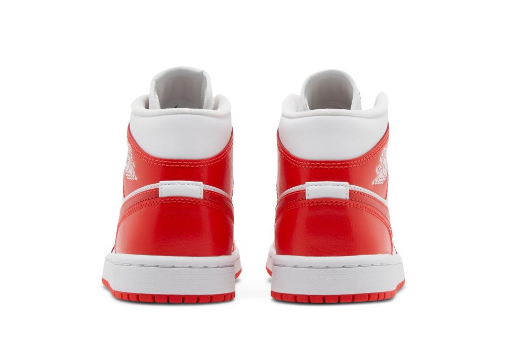 Wmns Air Jordan 1 Mid 'Habanero Red'