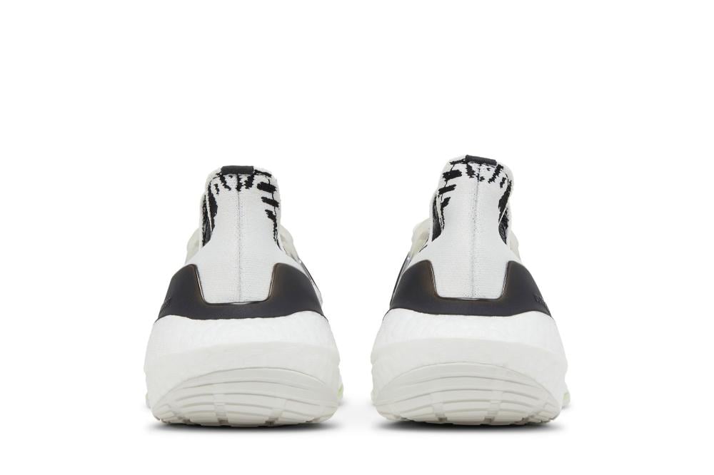 UltraBoost 22 'Non Dyed Zebra'