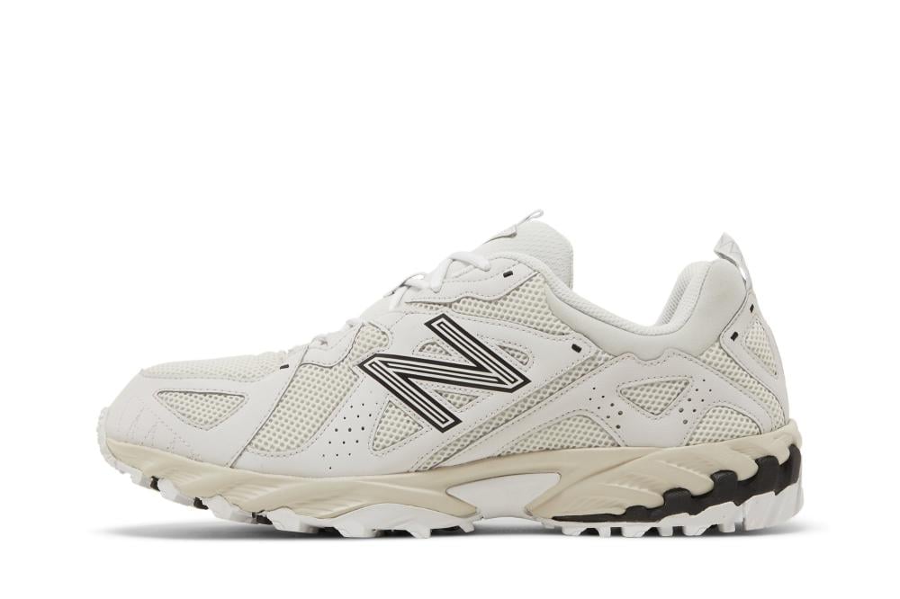 610 'Nimbus Cloud Black'