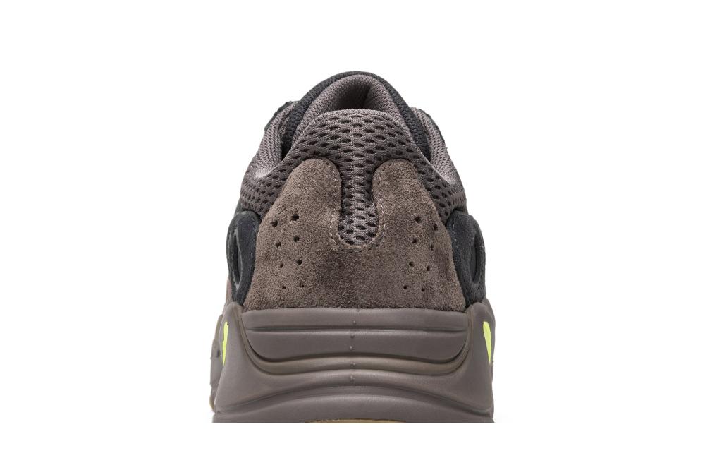 Yeezy Boost 700 'Mauve'