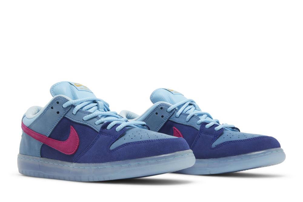 Run The Jewels x Dunk Low SB '4/20'