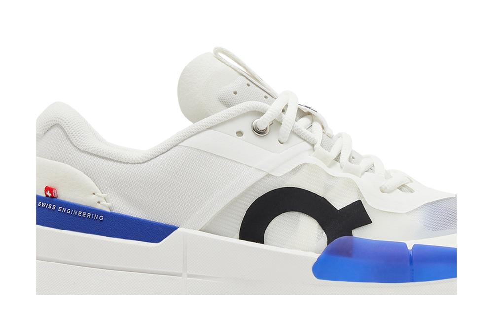 The Roger Pro 2 Clay 'White Indigo'