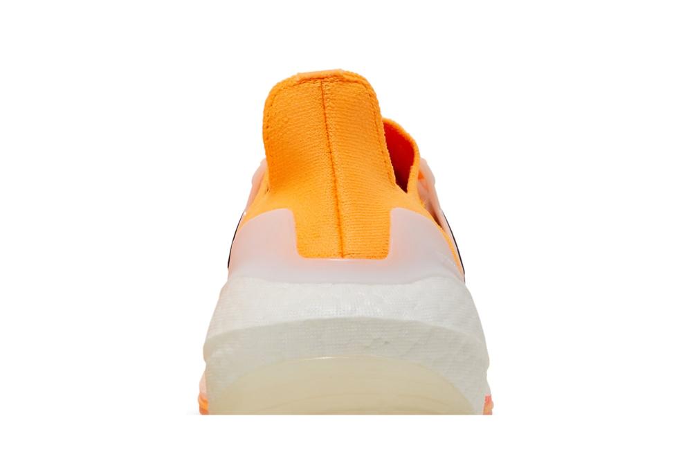 UltraBoost 22 'Flash Orange'