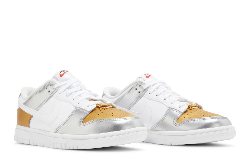 Wmns Dunk Low SE 'Silver Gold Metallic'