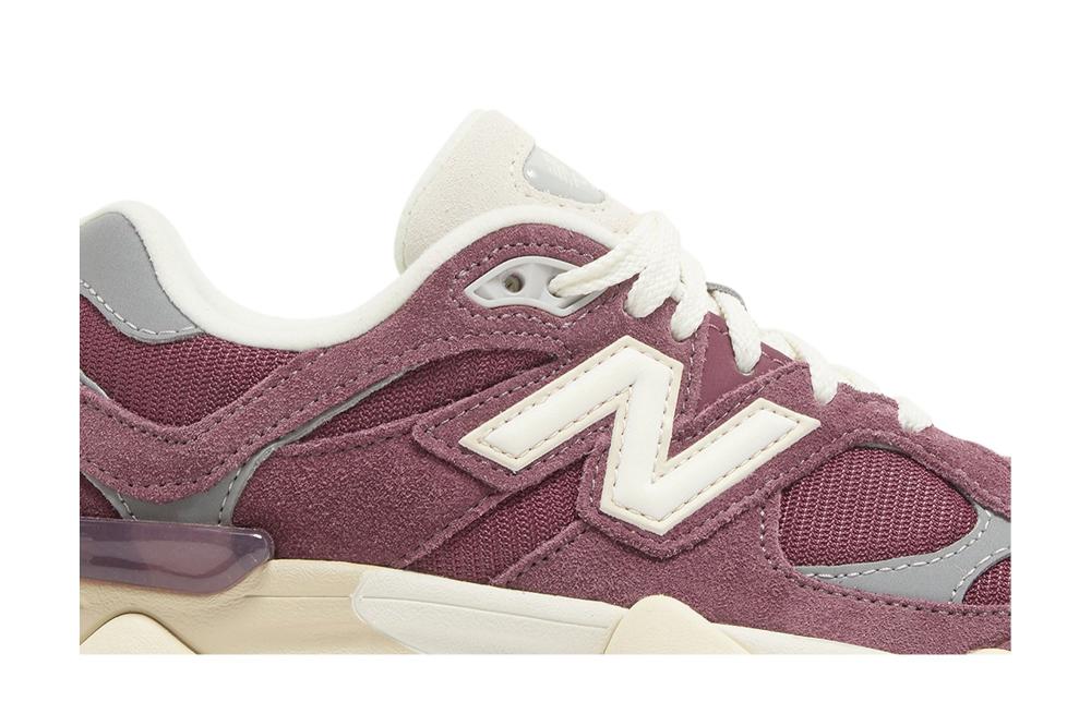 9060 'Washed Burgundy'