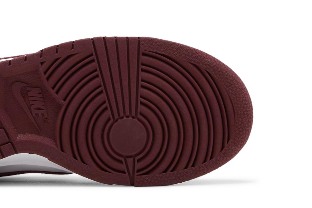 Wmns Dunk Low 'Dark Beetroot'