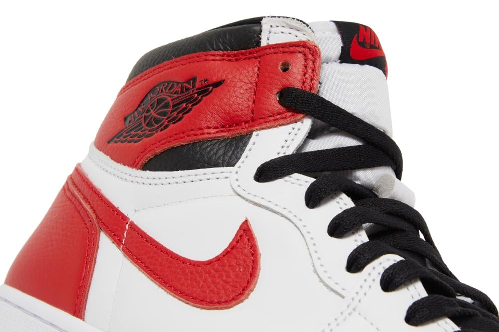 Air Jordan 1 Retro High OG 'Heritage'