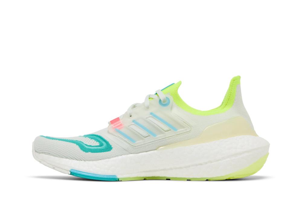 UltraBoost 22 'White Sky Rush Mint'