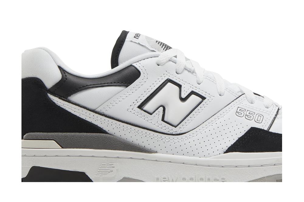 550 'White Black'