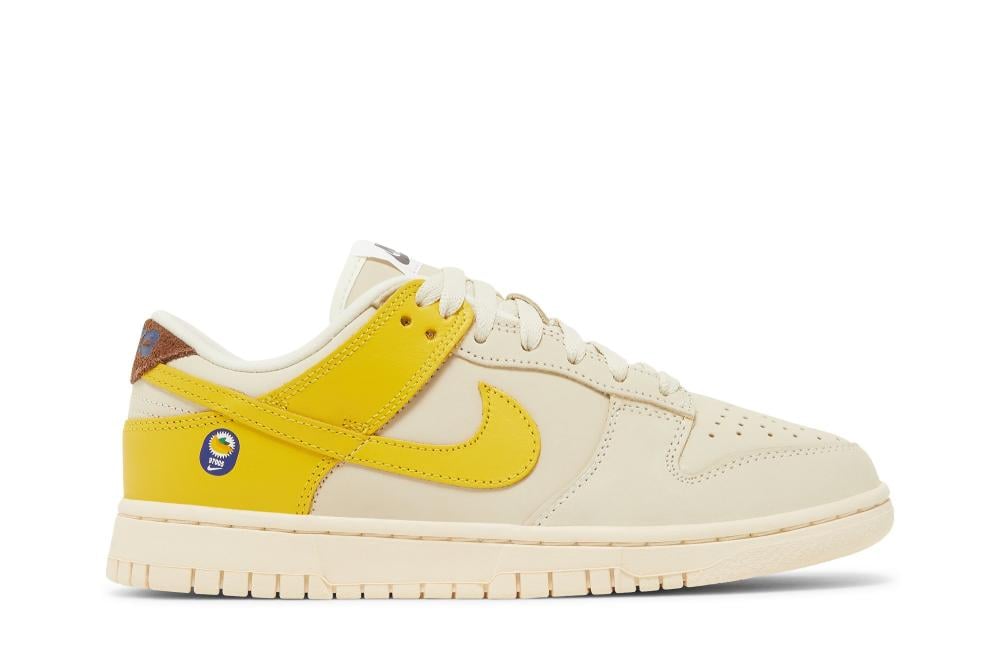 Wmns Dunk Low LX 'Banana'