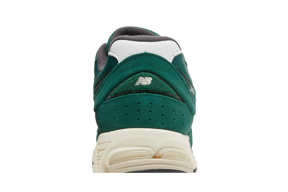 2002R 'Suede Pack - Forest Green'